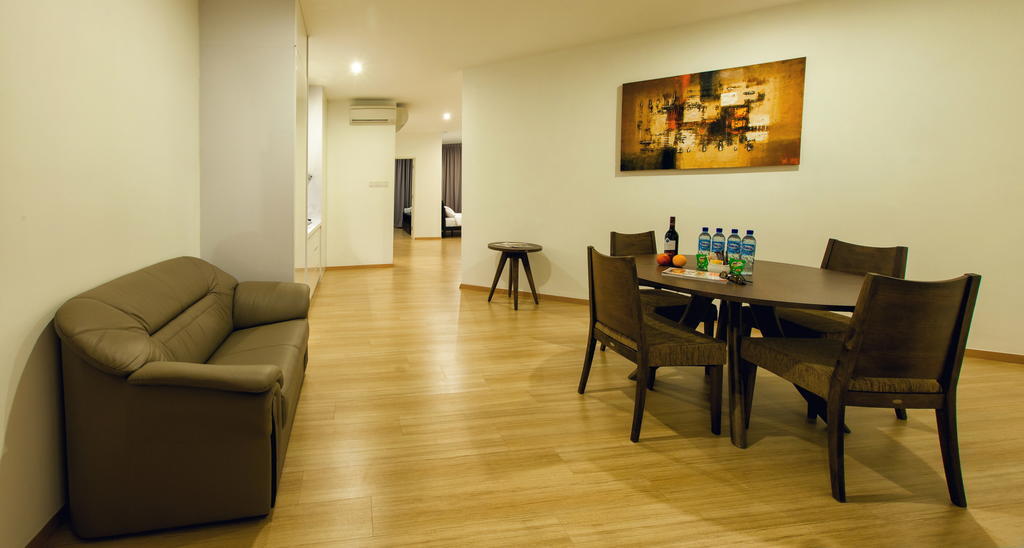 Luxfort 118 Service Suites Tanjung Tokong Номер фото